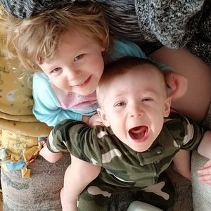 Meet your Posher, Ronni